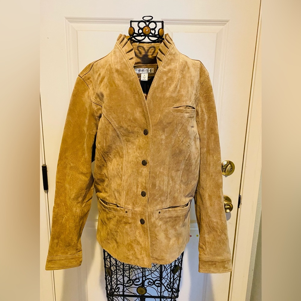 New leather suade jacket coat from. Coldwater Creek, sweet collar details ☕️